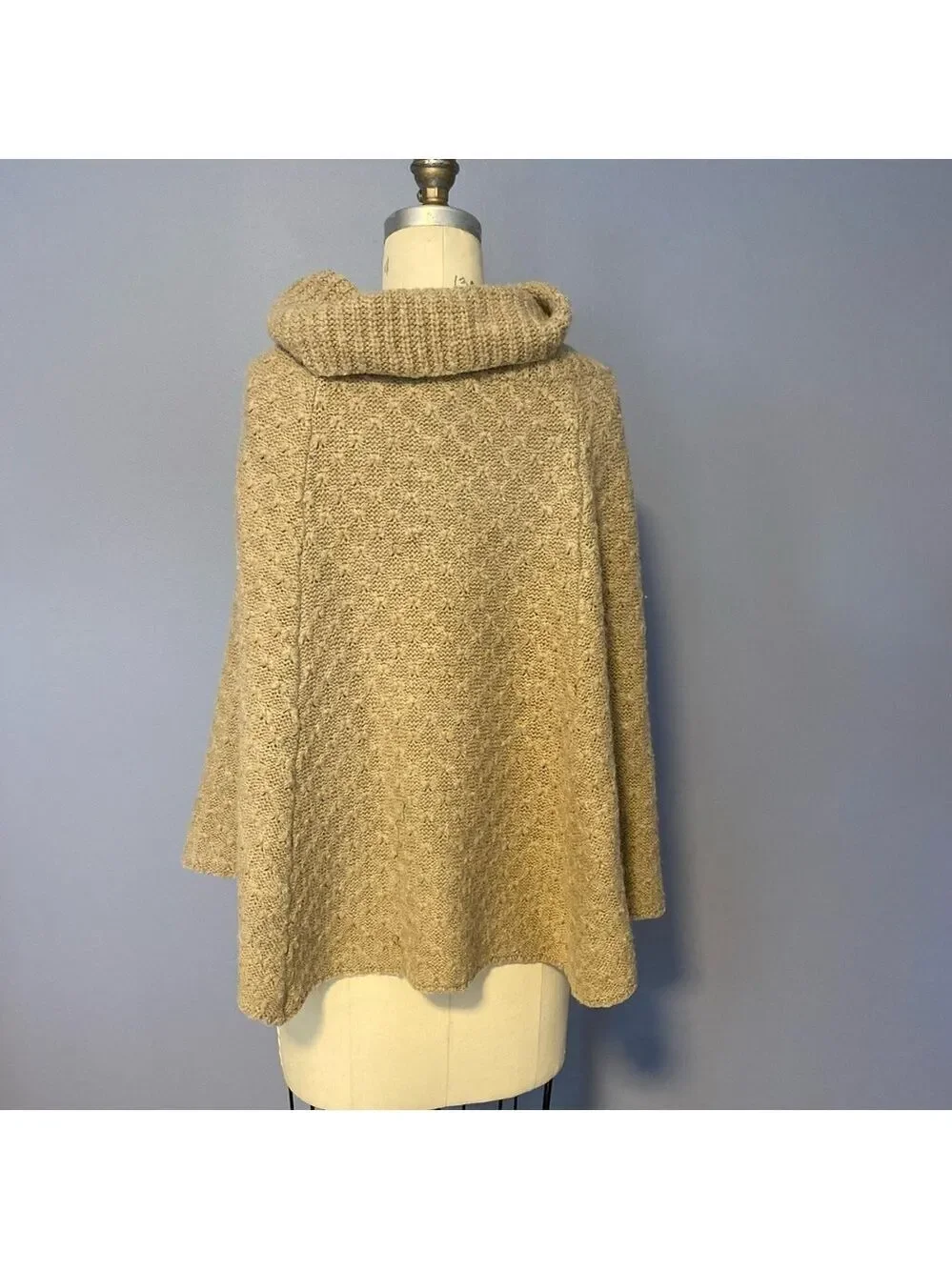 Wool-Blend Cowl Neck Knit Sweater Poncho – OS – Jperico Made in Italy